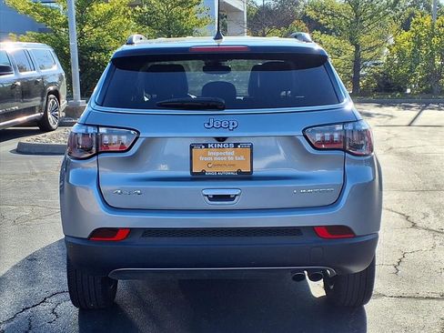 Certified 2022 Jeep Compass Limited image 5