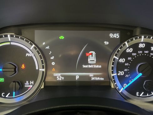 Used 2023 Toyota Highlander XLE image 17