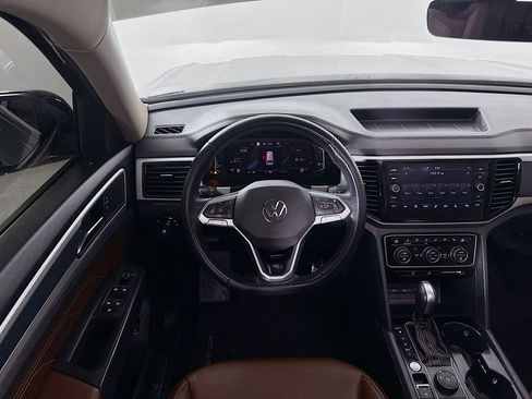 Used 2023 Volkswagen Atlas SEL R-Line image 24