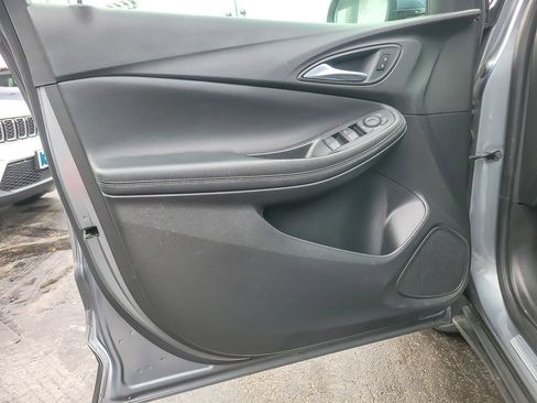 Certified 2021 Buick Encore GX Select image 17