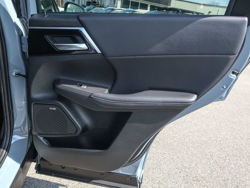 New 2026 Mitsubishi Outlander Trail Edition image 17