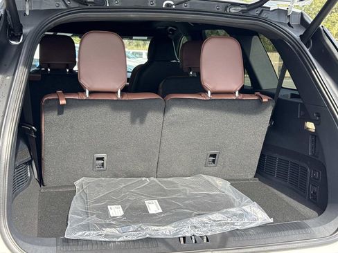 New 2026 Lincoln Aviator Reserve image 11