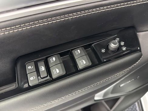 New 2026 Jeep Grand Wagoneer 4WD image 19