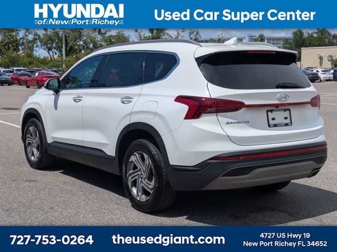 Used 2023 Hyundai Santa Fe SEL FWD image 3