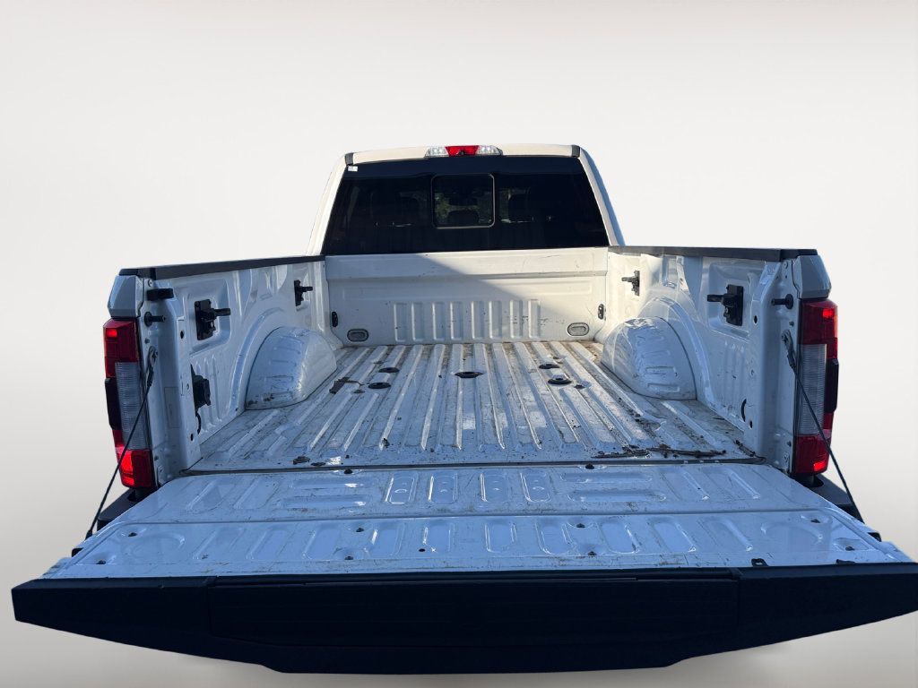 Used 2019 Ford F250 Lariat w/ Lariat Ultimate Package AWD/4WD image 16