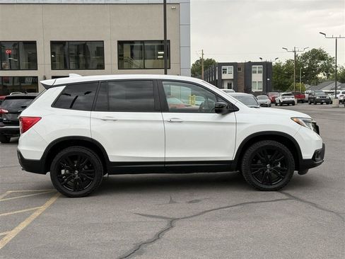 Used 2021 Honda Passport Sport image 8