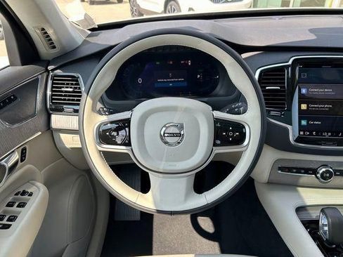 New 2025 Volvo XC90 T8 Plus w/ Protection Package Premier AWD/4WD image 26