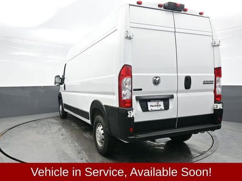 Used 2025 RAM ProMaster 2500 w/ Convenience Group image 5