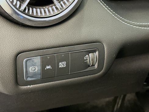 Used 2024 Chevrolet Blazer EV LT image 17