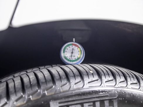 Used 2024 Land Rover Range Rover Sport SE AWD/4WD image 38