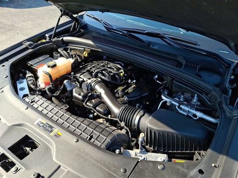 Used 2023 Jeep Grand Cherokee L Laredo RWD image 27