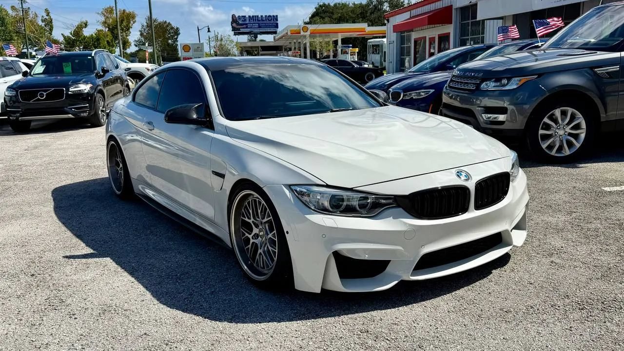 Used 2015 BMW M4 Coupe RWD image 3