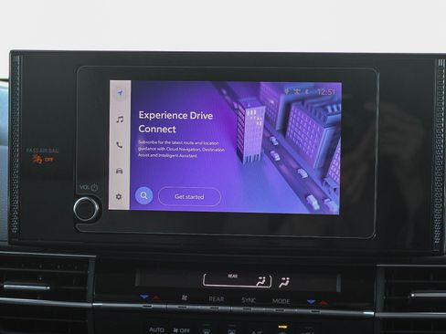 New 2026 Toyota Sienna LE FWD image 16