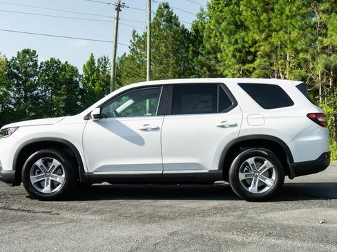 New 2025 Honda Pilot EX-L image 6