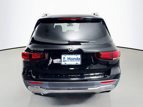 Used 2022 Mercedes-Benz GLB 250 image 6
