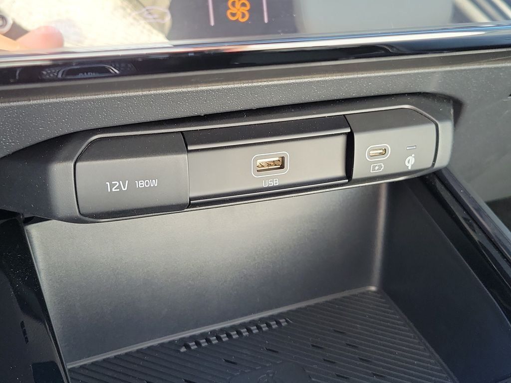 New 2026 Kia Niro EX w/ EX Premium Package FWD image 34