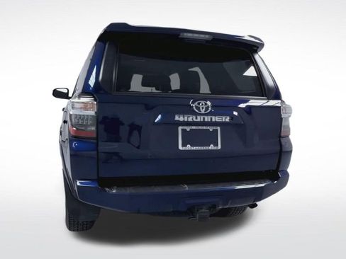 Certified 2021 Toyota 4Runner SR5 image 8