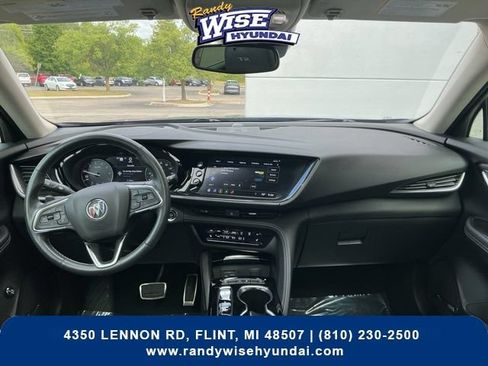 Used 2022 Buick Envision Essence w/ Technology Package I FWD image 2