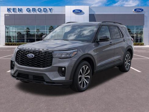 Used 2026 Ford Explorer ST-Line AWD/4WD image 8