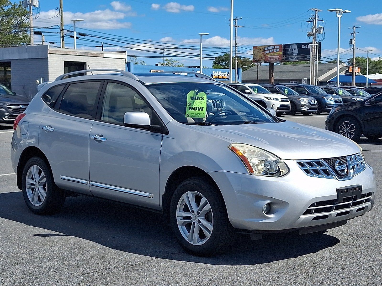 Used 2012 Nissan Rogue SV w/ Premium Pkg AWD/4WD image 3