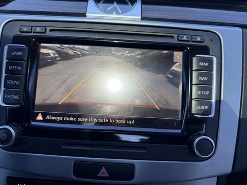 Used 2014 Volkswagen CC Executive image 30