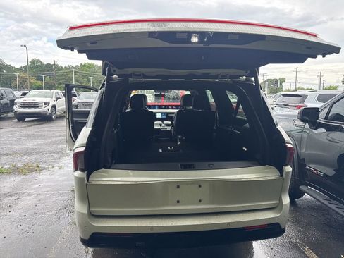 Used 2025 Lincoln Navigator L Reserve w/ Jet Appearance Package AWD/4WD image 16
