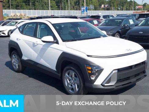 Used 2026 Hyundai Kona SE FWD image 3
