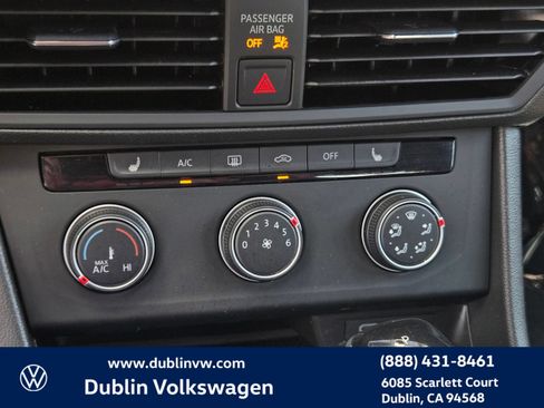 Used 2024 Volkswagen Jetta Sport FWD image 17