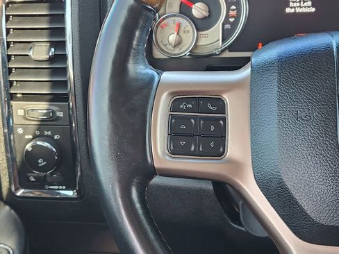 Used 2018 RAM 3500 Laramie Longhorn image 28