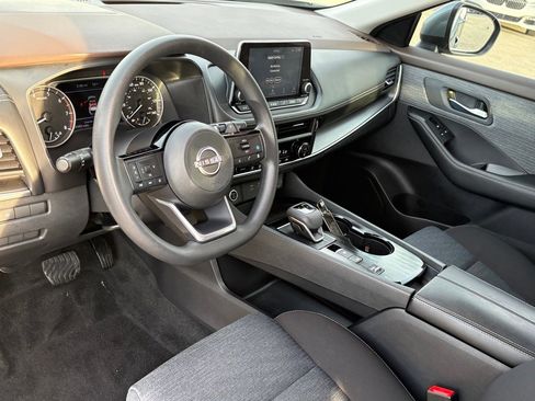 Certified 2023 Nissan Rogue SV image 15