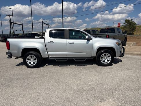Used 2018 Chevrolet Colorado LT w/ LT Convenience Package RWD image 6