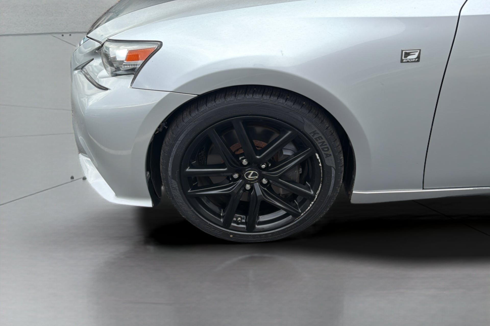 Used 2016 Lexus IS 200t w/ F Sport Package RWD image 37