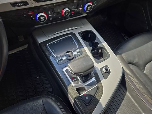 Used 2019 Audi Q7 2.0T Premium Plus w/ Premium Plus Package AWD/4WD image 27