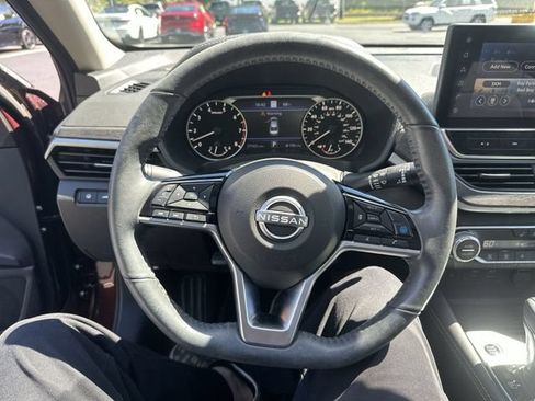 Used 2023 Nissan Altima 2.5 SL AWD/4WD image 13