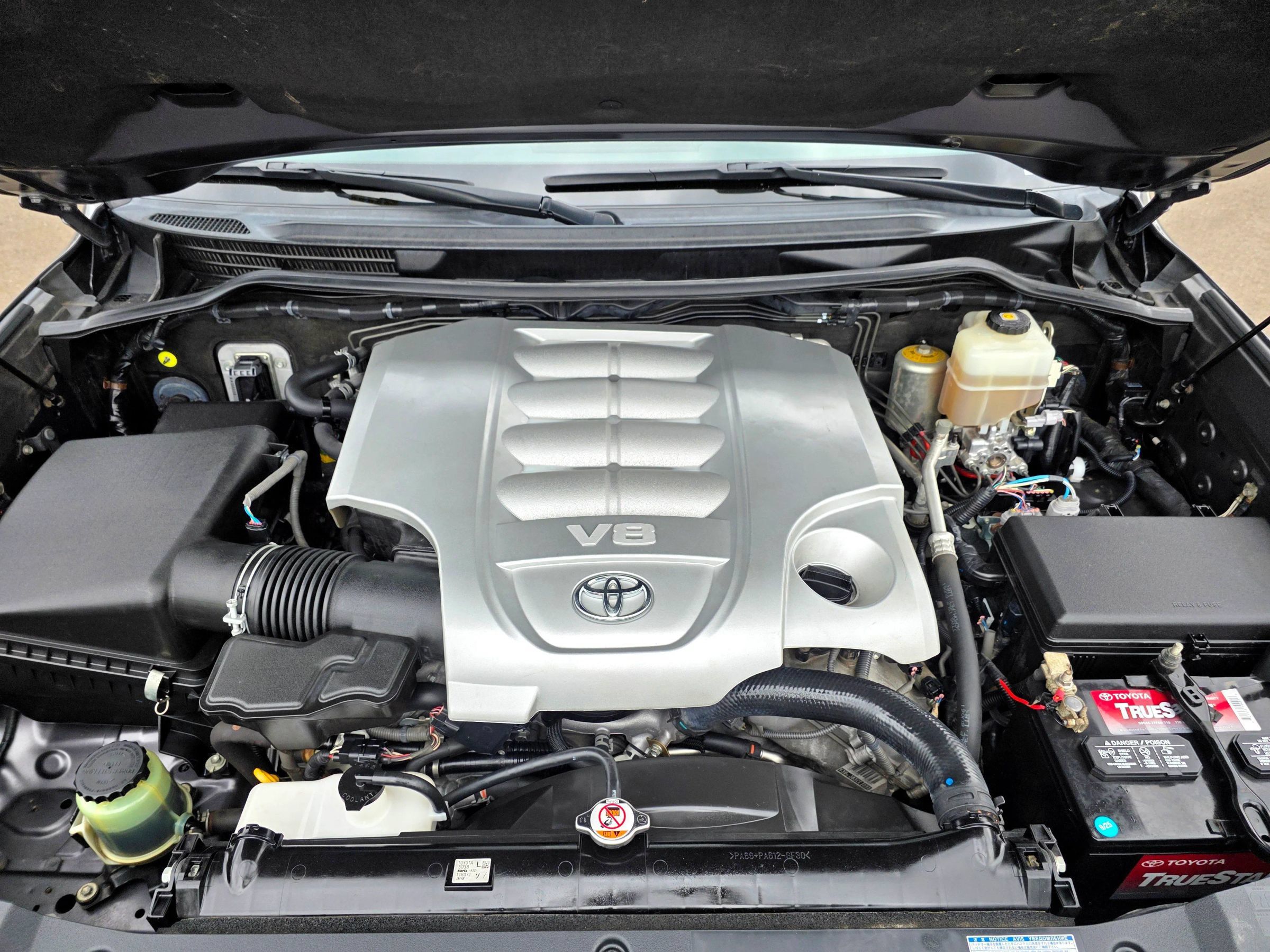 Used 2018 Toyota Land Cruiser w/ Carpet Mat Package AWD/4WD image 44