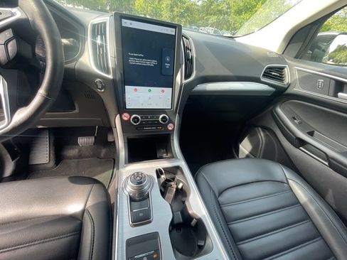 Used 2022 Ford Edge SEL AWD/4WD image 11