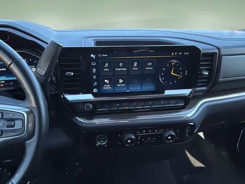 Used 2024 Chevrolet Silverado 1500 LT Trail Boss w/ Protection Package image 10