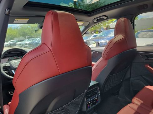 New 2026 Audi SQ7 Prestige AWD/4WD image 24