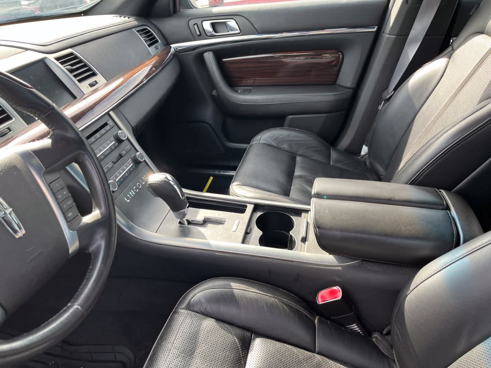 Used 2009 Lincoln MKS FWD image 27