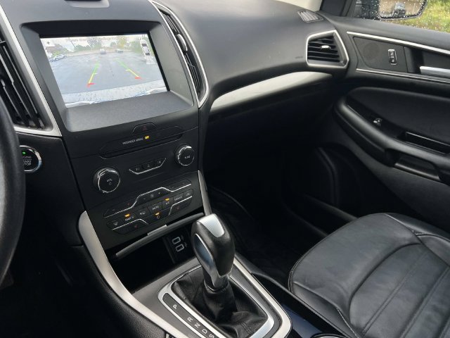 Used 2016 Ford Edge SEL w/ Equipment Group 201A AWD/4WD image 30