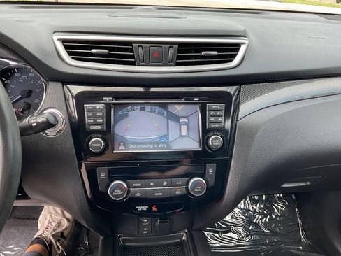 Used 2014 Nissan Rogue SL AWD/4WD image 20