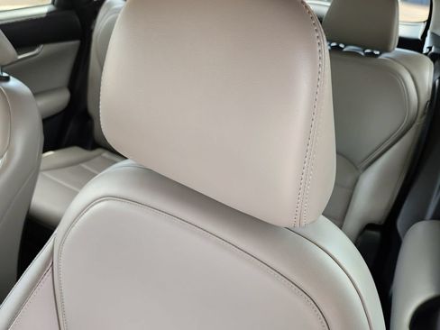 Used 2024 INFINITI QX50 Luxe AWD/4WD image 6
