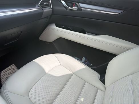 Used 2025 MAZDA CX-5 AWD 2.5 S w/ Premium Plus Pkg image 8