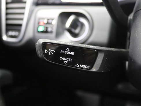 Used 2020 Porsche Cayenne AWD/4WD image 27
