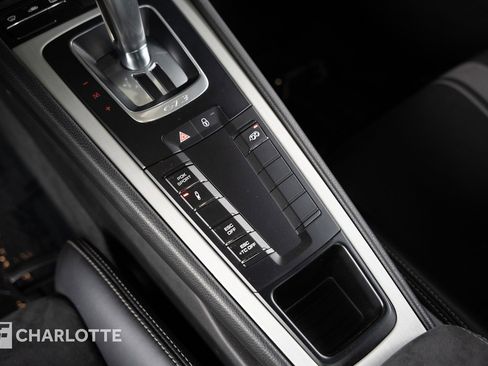 Used 2018 Porsche 911 GT3 image 25