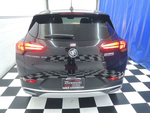 Used 2023 Buick Encore GX Preferred w/ Cold Weather Comfort Package FWD image 8