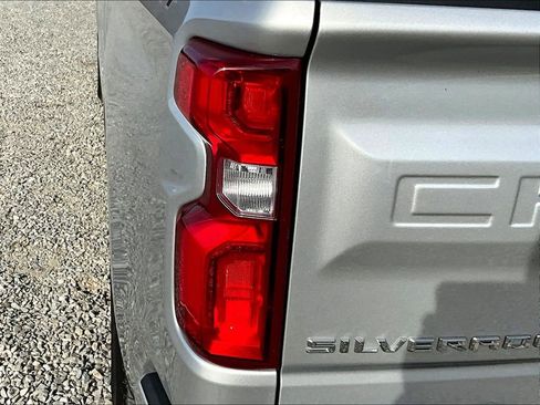 Used 2021 Chevrolet Silverado 1500 Custom image 26