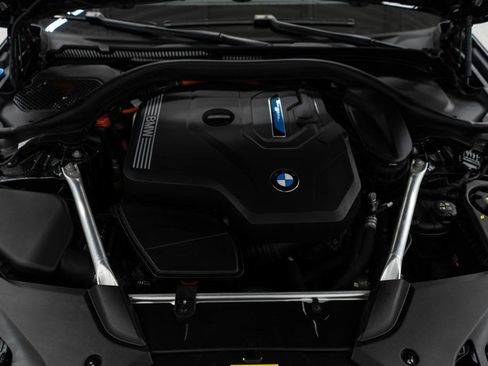 Used 2023 BMW 530e xDrive w/ Executive Package image 47