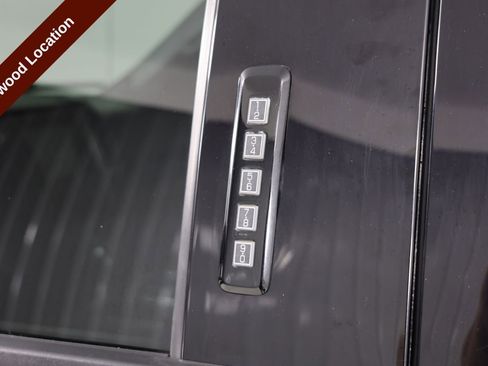 Used 2019 Ford F150 XLT w/ Equipment Group 302A Luxury image 21