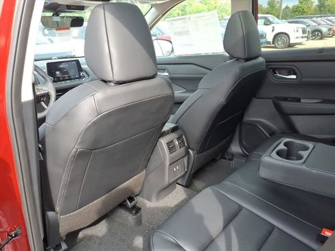 New 2026 Nissan Rogue SV w/ SV Premium Package image 28